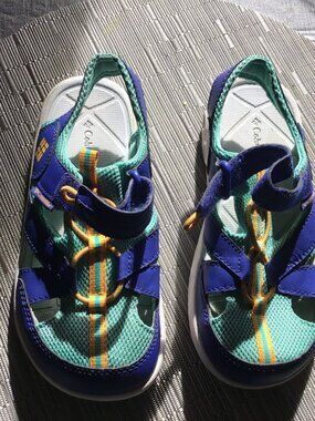 Columbia Unisex Kids' Sandals--Size 2